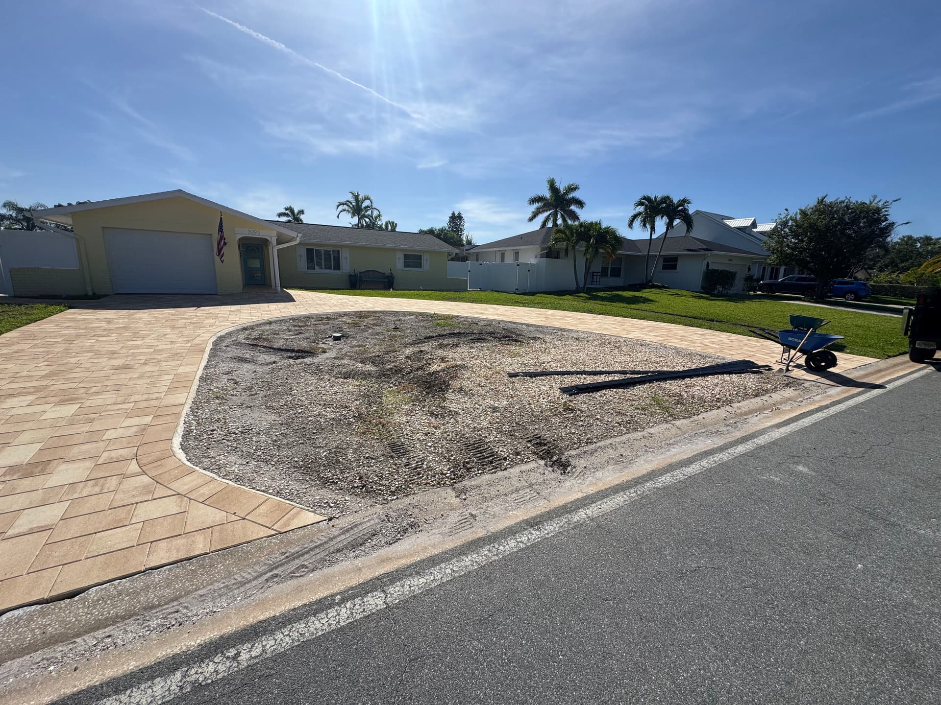Gallery photos for New Planting Bed, Sod, and Clusia Privacy Hedges Upgrade Curb Appeal: Image #6