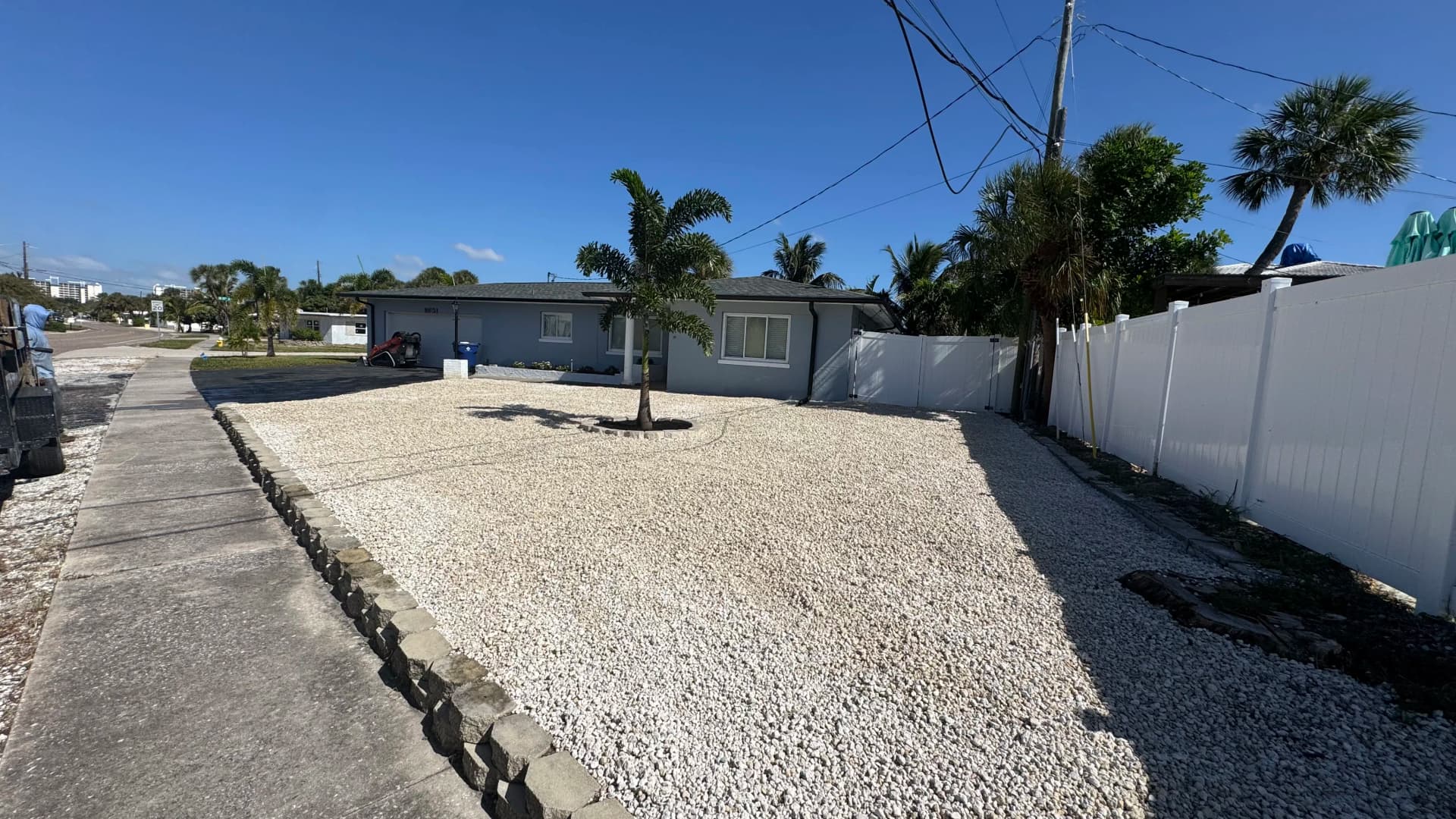 Gallery photos for Dead Grass Out Limestone Rock In for a Sharp Front Yard: Image #1