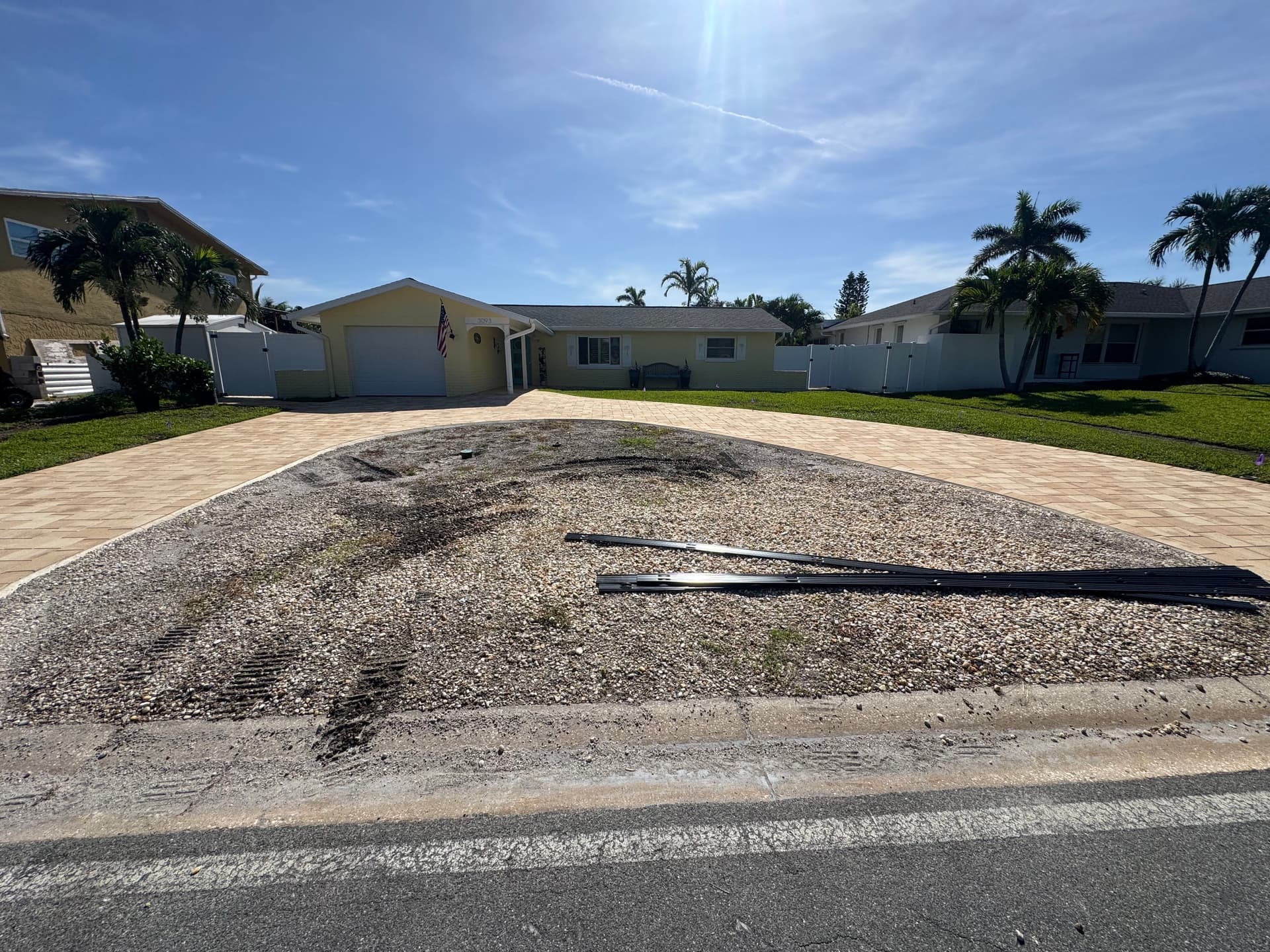 Gallery photos for New Planting Bed, Sod, and Clusia Privacy Hedges Upgrade Curb Appeal: Image #5