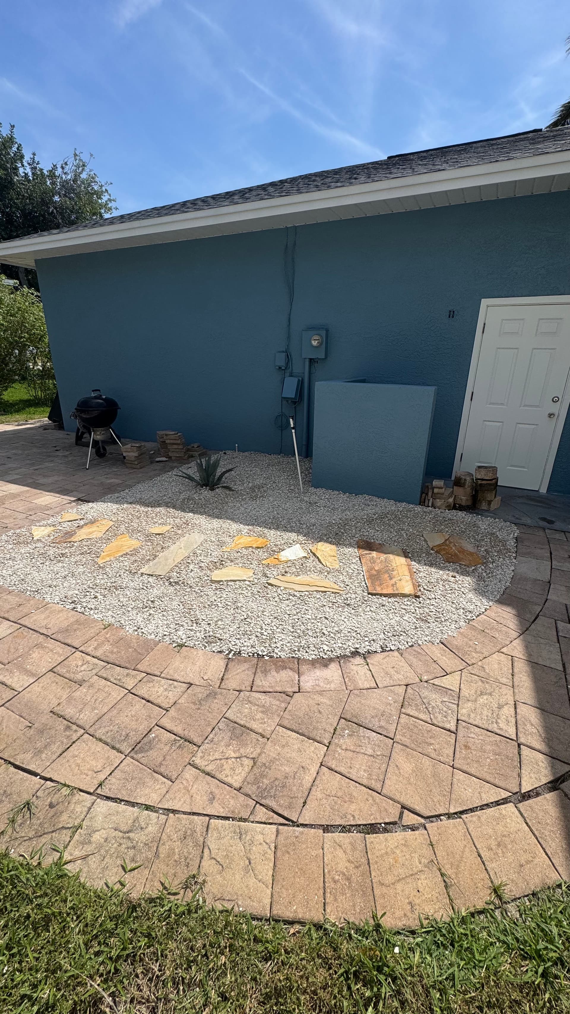 Gallery photos for Shell Rock, Flagstone, and Fresh Plantings Done Right: Image #3